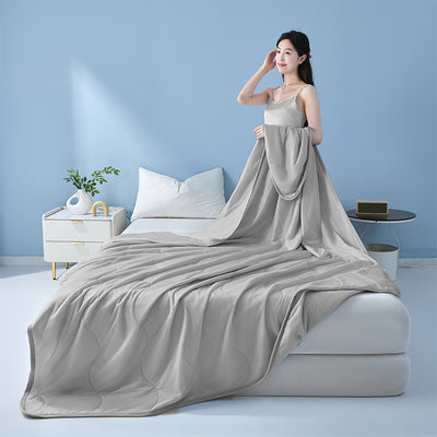 Mpow Cooling Air-Conditioning Quilt with Advanced Q-Max>0.4 Cooling Technology, Breathable and Skin-Friendly, Machine Washable